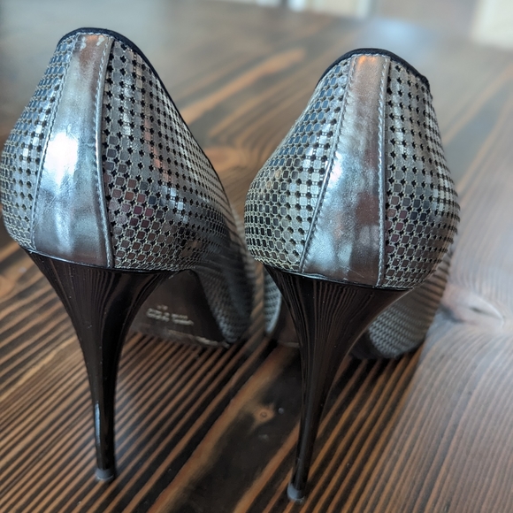 Giuseppe Zanotti Vero Cuouo stiletto peep toe silver heels - Picture 3 of 10